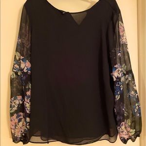 EUC Apt 9 black with floral sleeves rayon top. Button at back. Very pretty!